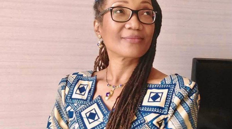 𝐌𝐚𝐤𝐢𝐧𝐢 𝐓𝐜𝐡𝐚𝐦𝐞𝐧𝐢, 𝐮𝐧𝐞 𝐯𝐢𝐞 𝐚𝐮 𝐬𝐞𝐫𝐯𝐢𝐜𝐞 𝐝𝐞 𝐥’𝐀𝐟𝐫𝐢𝐪𝐮𝐞 𝐞𝐭 𝐝𝐞 𝐥𝐚 𝐝𝐢𝐠𝐧𝐢𝐭𝐞́ 𝐡𝐮𝐦𝐚𝐢𝐧𝐞